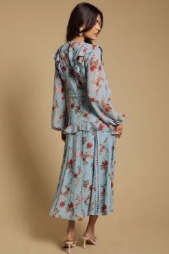Robe Midi En Mousseline Imprimée Avec Détails De Dentelle Et Volants Pour Petite Taille