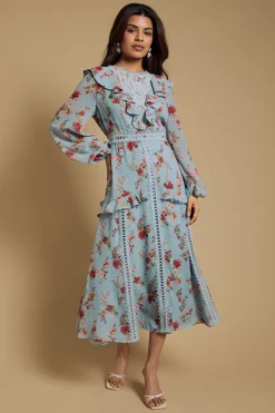 Robe Midi En Mousseline Imprimée Avec Détails De Dentelle Et Volants Pour Petite Taille