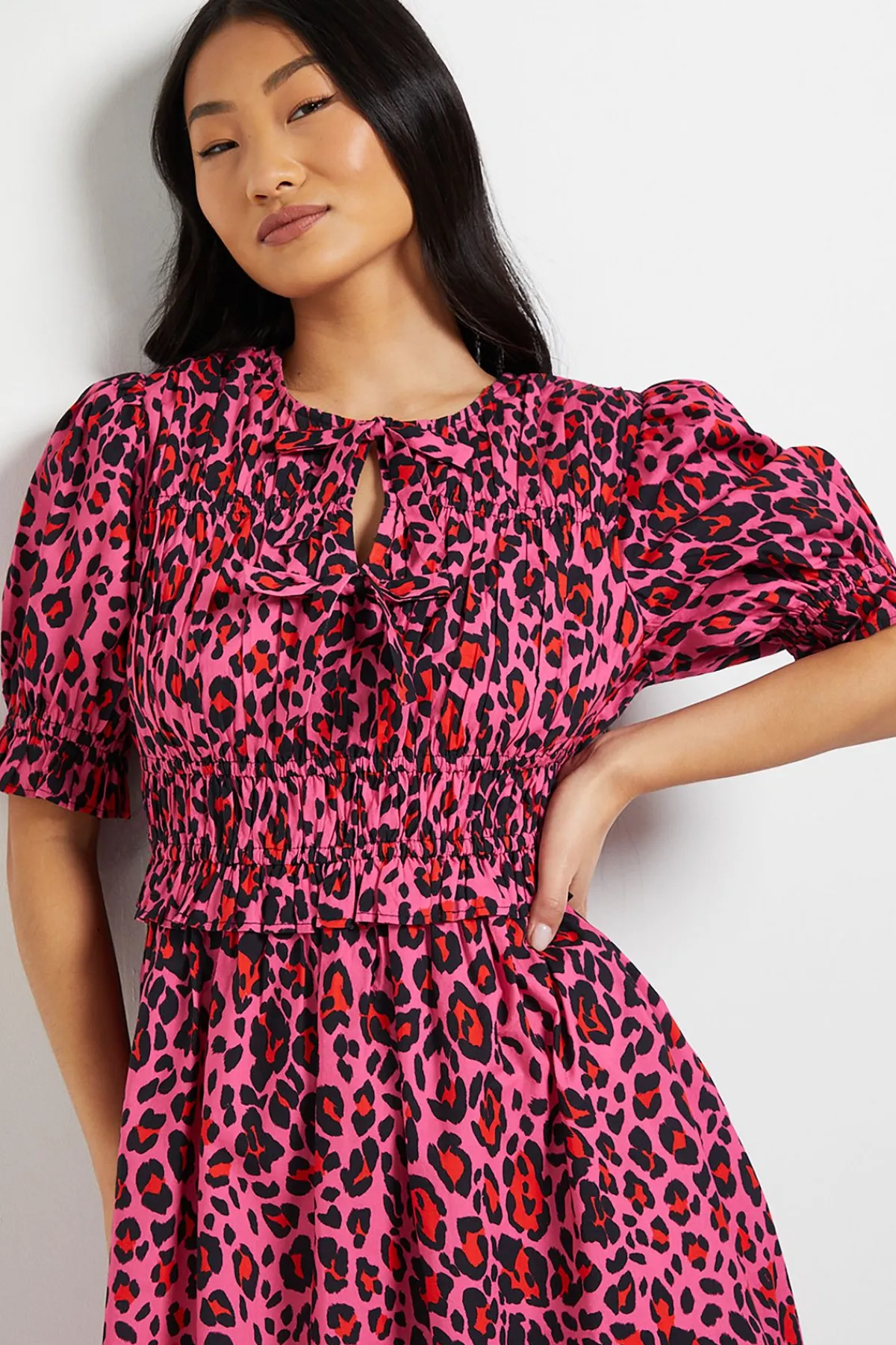 Dorothy Perkins Robe Midi En Popeline Imprimée À Manches À Volants Et Nœud Devant Petite<Femme Toutes Les Robes|Robes Mi-Longues