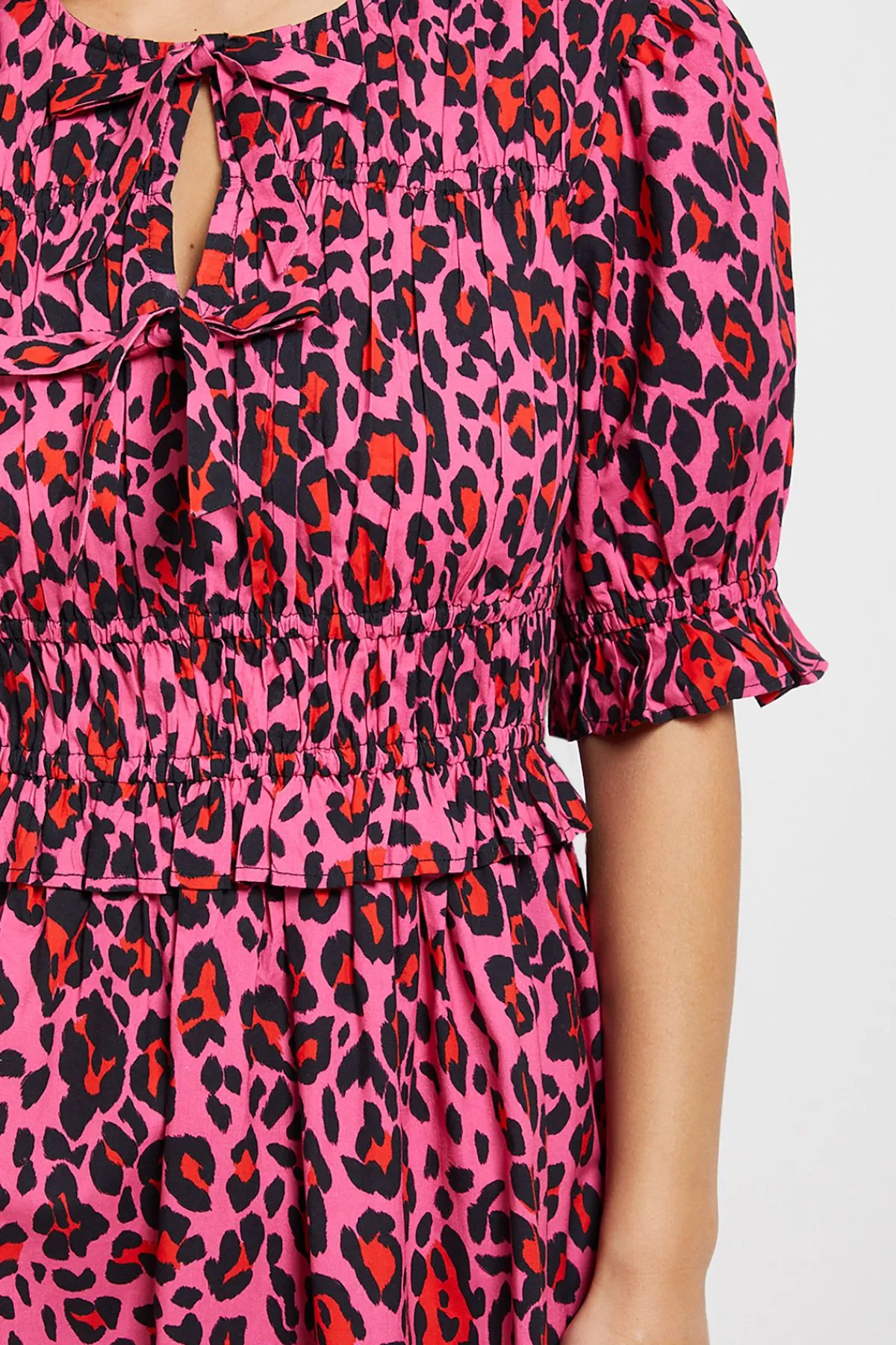 Dorothy Perkins Robe Midi En Popeline Imprimée À Manches À Volants Et Nœud Devant Petite<Femme Toutes Les Robes|Robes Mi-Longues