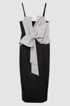 Robe midi en satin avec détail de nœud sur mesure