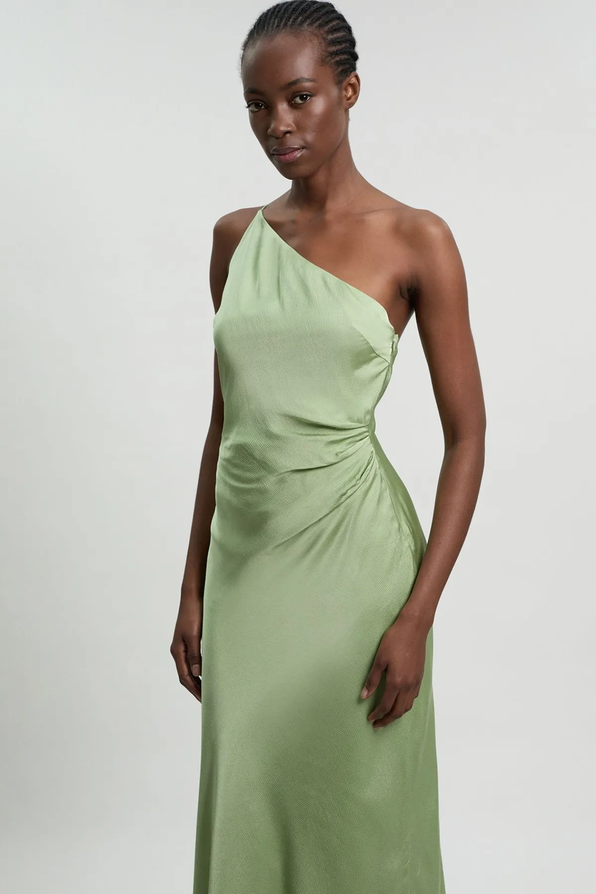 KarenMillen Robe Midi En Satin De Viscose À Détail Asymétrique<Femme Robes Demoiselles D'Honneur|Robes Mi-Longues