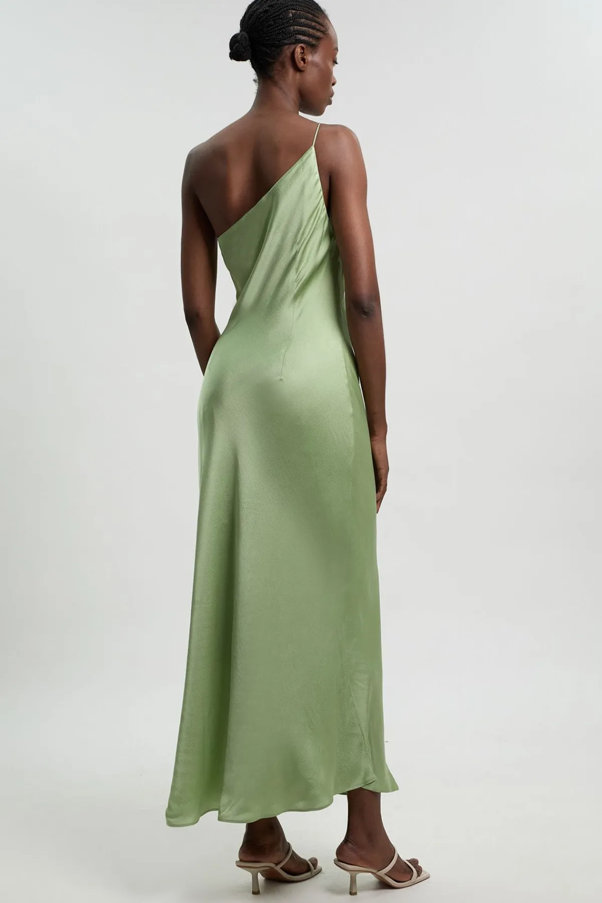 KarenMillen Robe Midi En Satin De Viscose À Détail Asymétrique<Femme Robes Demoiselles D'Honneur|Robes Mi-Longues