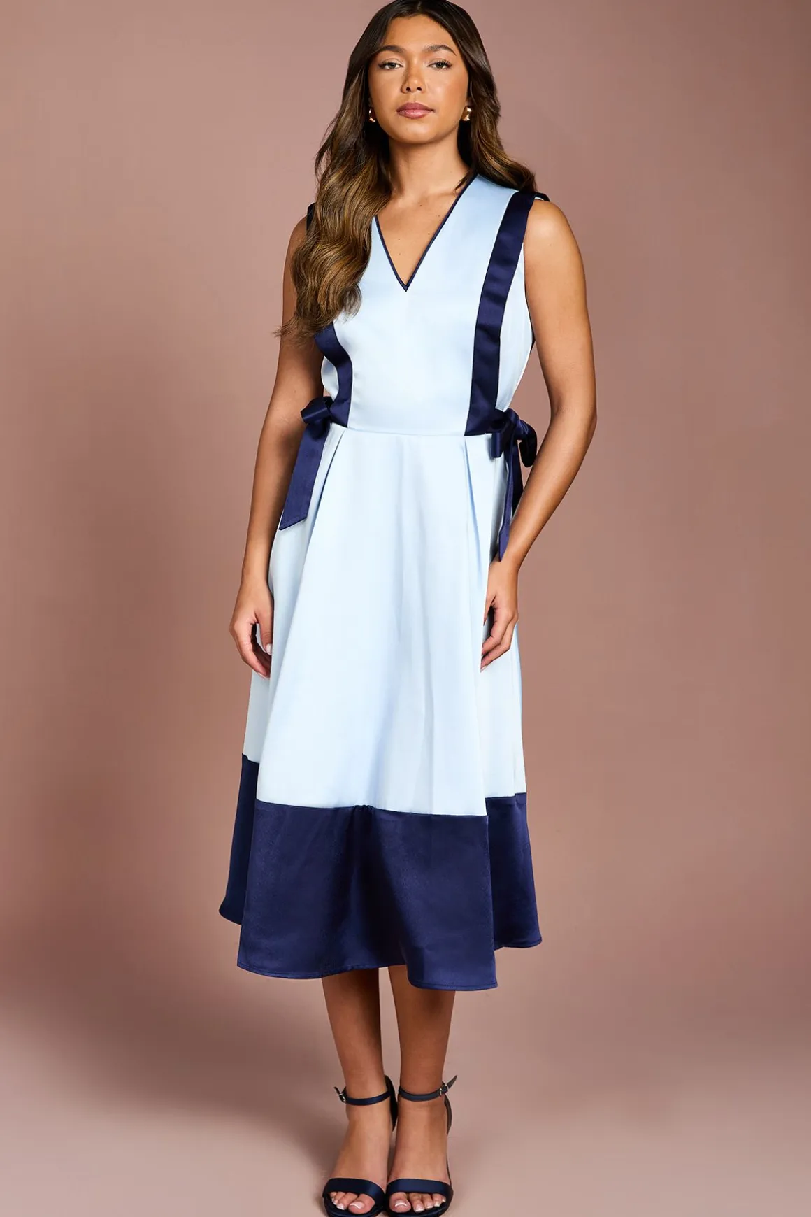 Robe Midi En Satin À Détail Nœud Et Blocs De Couleur