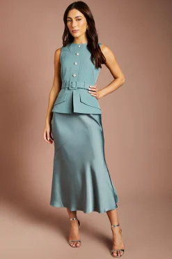 Robe Midi En Satin Sans Manches Avec Jupe À Détails Boutonnés