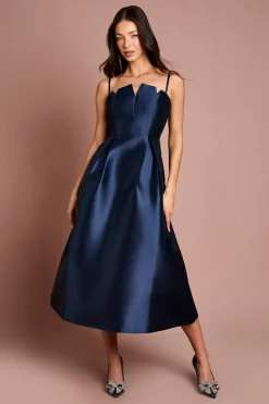 Robe Midi en Sergé avec Détail d'Encolure Crantée