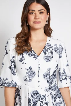 Robe Midi En Sergé Ottoman À Pois Floraux Avec Boutons
