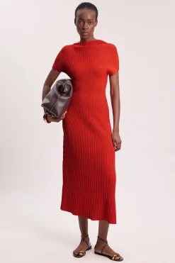 Robe midi en tricot avec détail de point