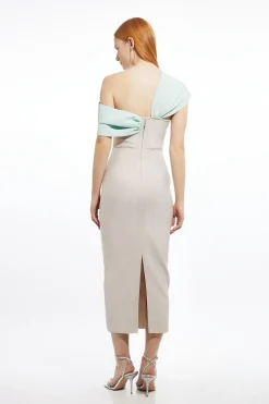 Robe midi en tricot à bandage et bretelles asymétriques Figure Form