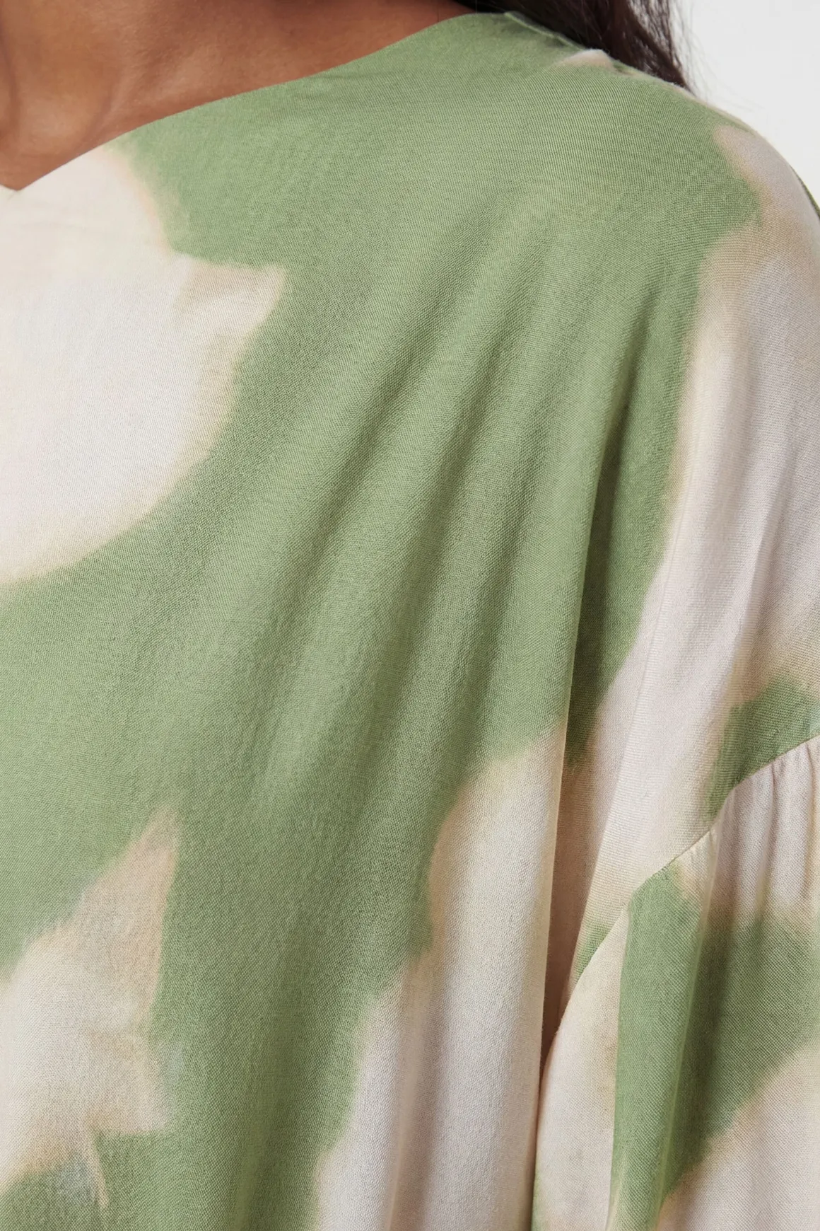 Robe Midi En Viscose Tissée Imprimée À Col Drapé