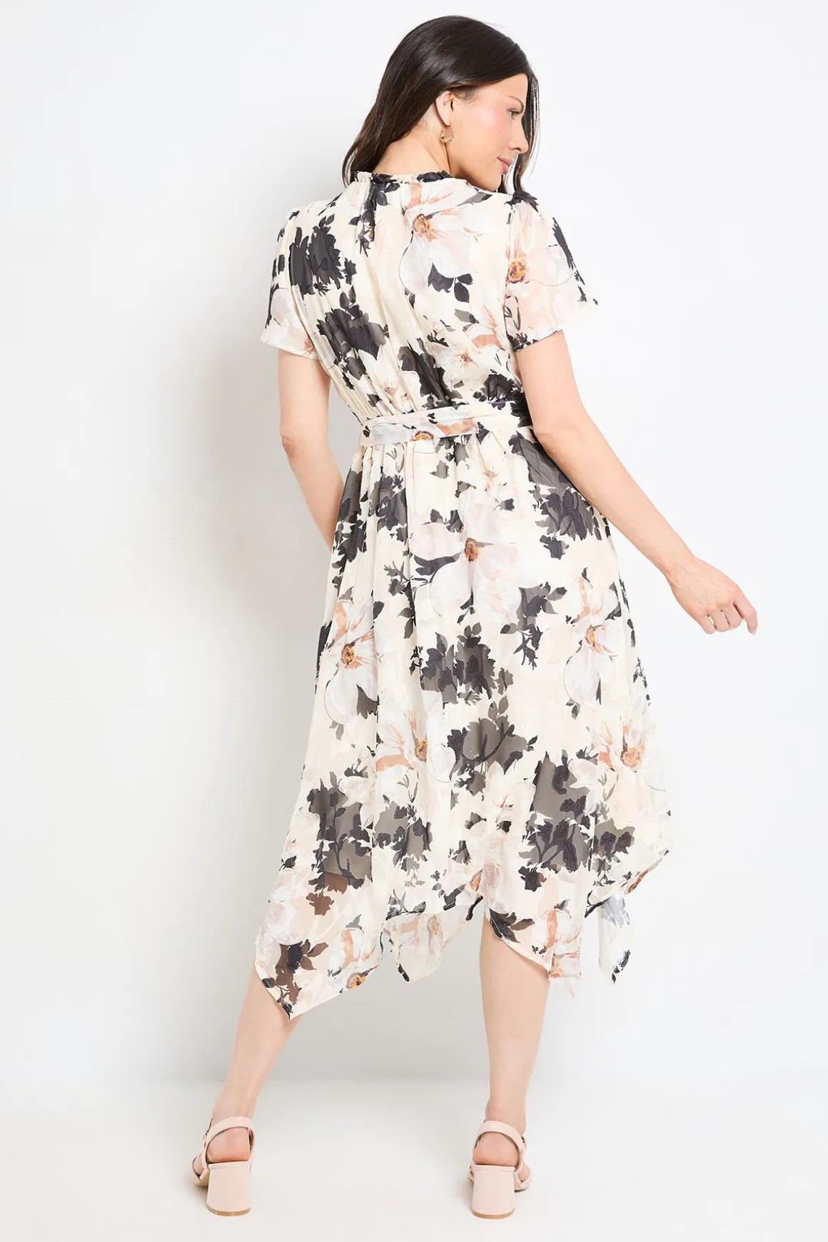 Robe Midi Florale Avec Col À Nouer