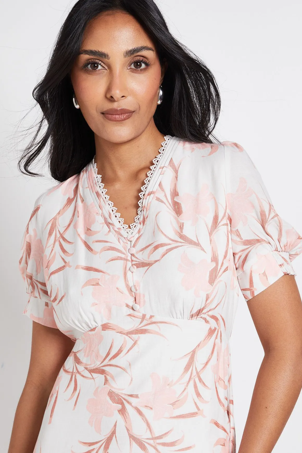 Robe Midi Florale Boutonnée Pour Petite Taille