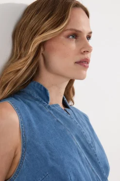 Robe Midi Fluide en Denim à Col Cranté et Ceinture Ajustée