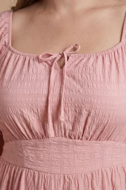 Robe Midi Froncée À La Poitrine Avec Manches Volantées Grande Taille