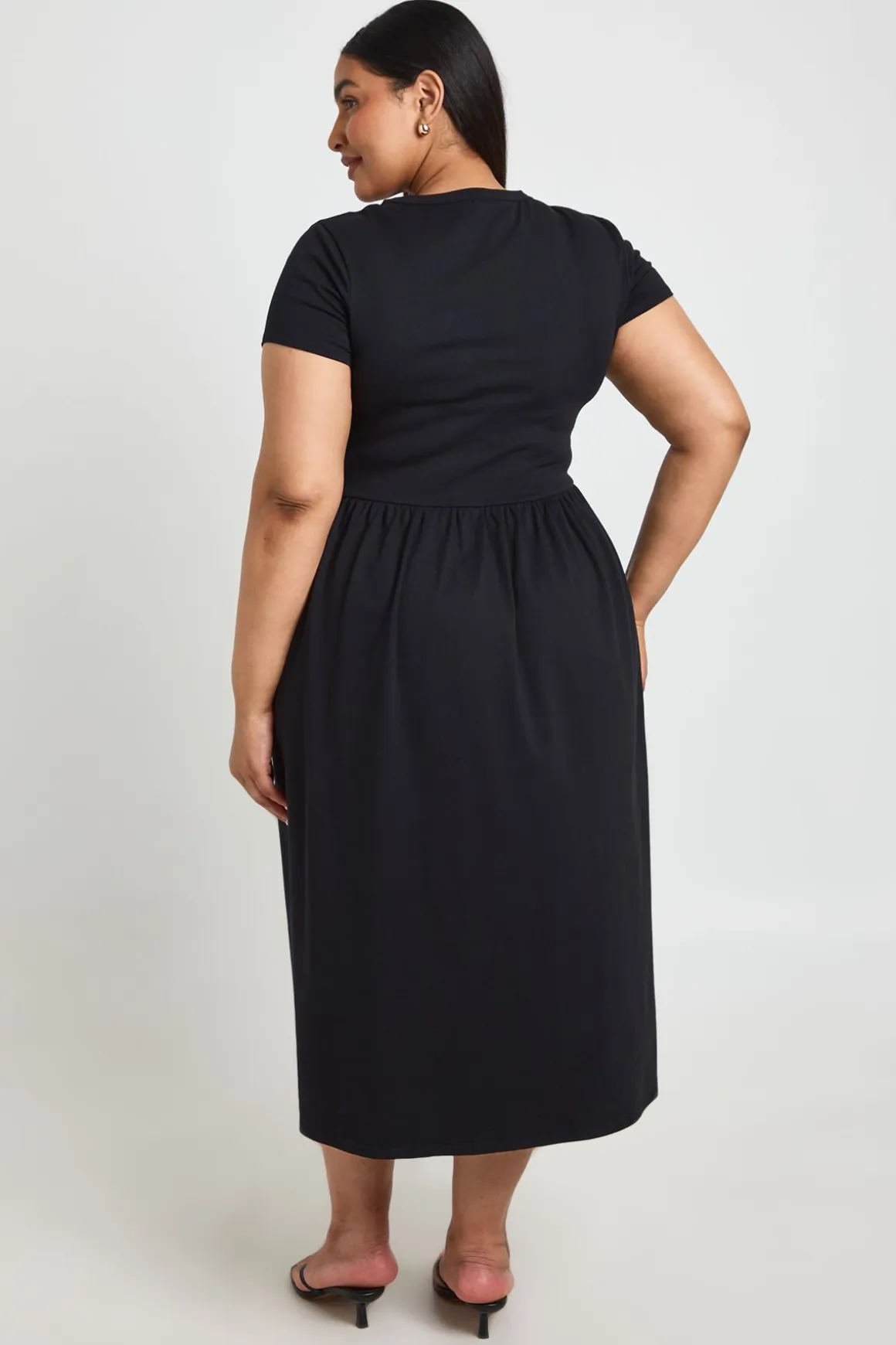 Robe Midi Grande Taille En Coton Avec Taille Froncée Et Manches Courtes