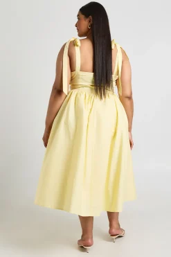 Robe Midi Grande Taille En Coton Avec Buste Froncé Et Liens À Nouer Aux Épaules