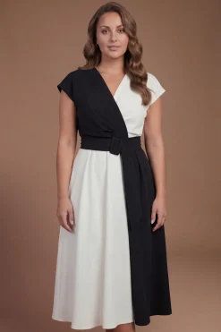 Robe Midi Grande Taille En Crêpe Monochrome Avec Ceinture