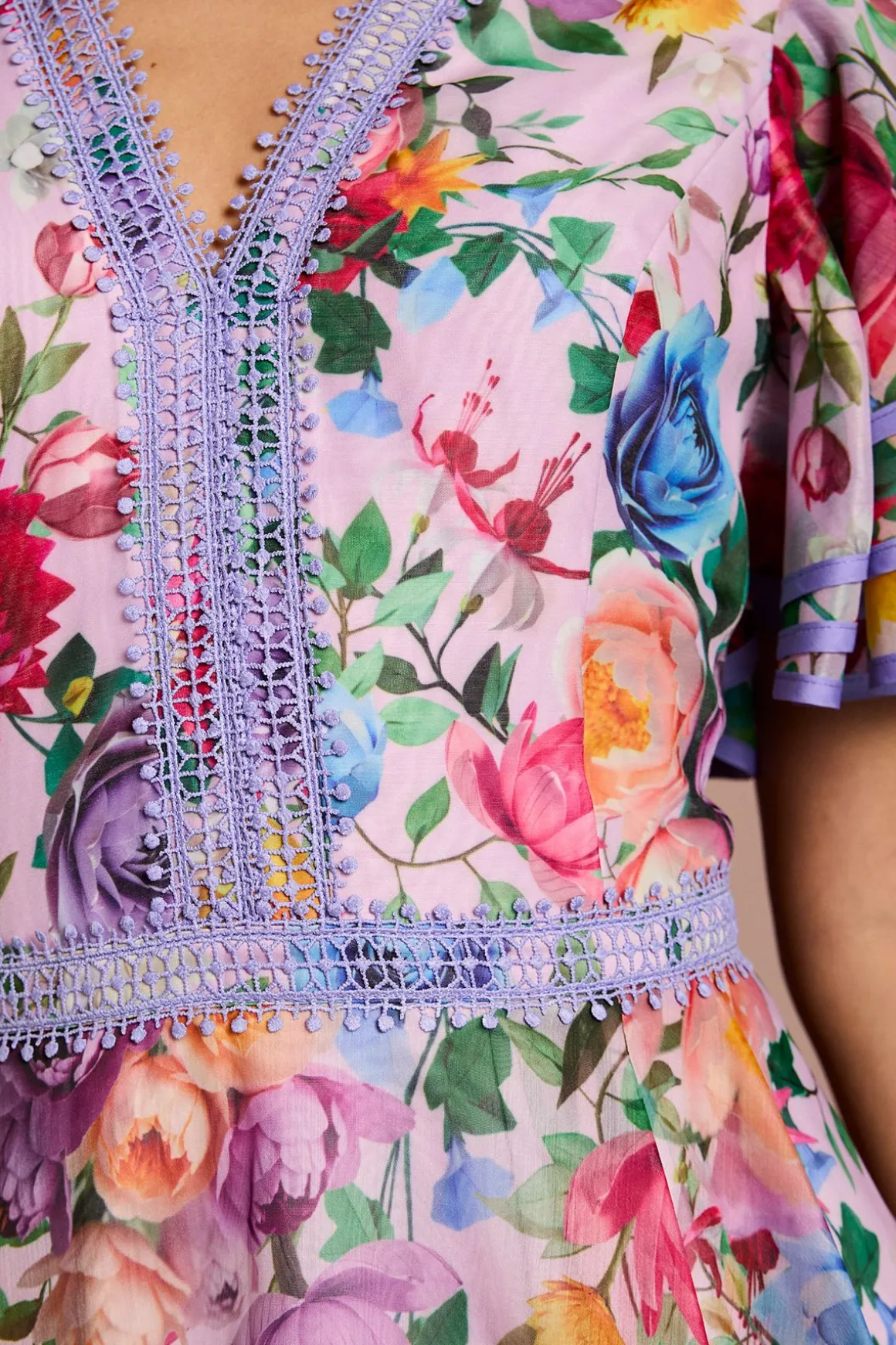 Robe Midi Imprimée Asymétrique À Épaules Structurées Lisa Tan