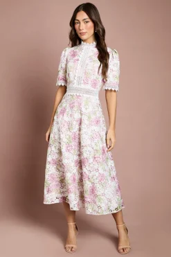 Robe Midi Imprimée En Dentelle À Manches Courtes Avec Détails De Finition