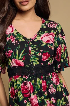 Robe Midi Imprimée À Manches Papillon Avec Détails Boutons Et Finitions Dentelle Florale Noire Petite