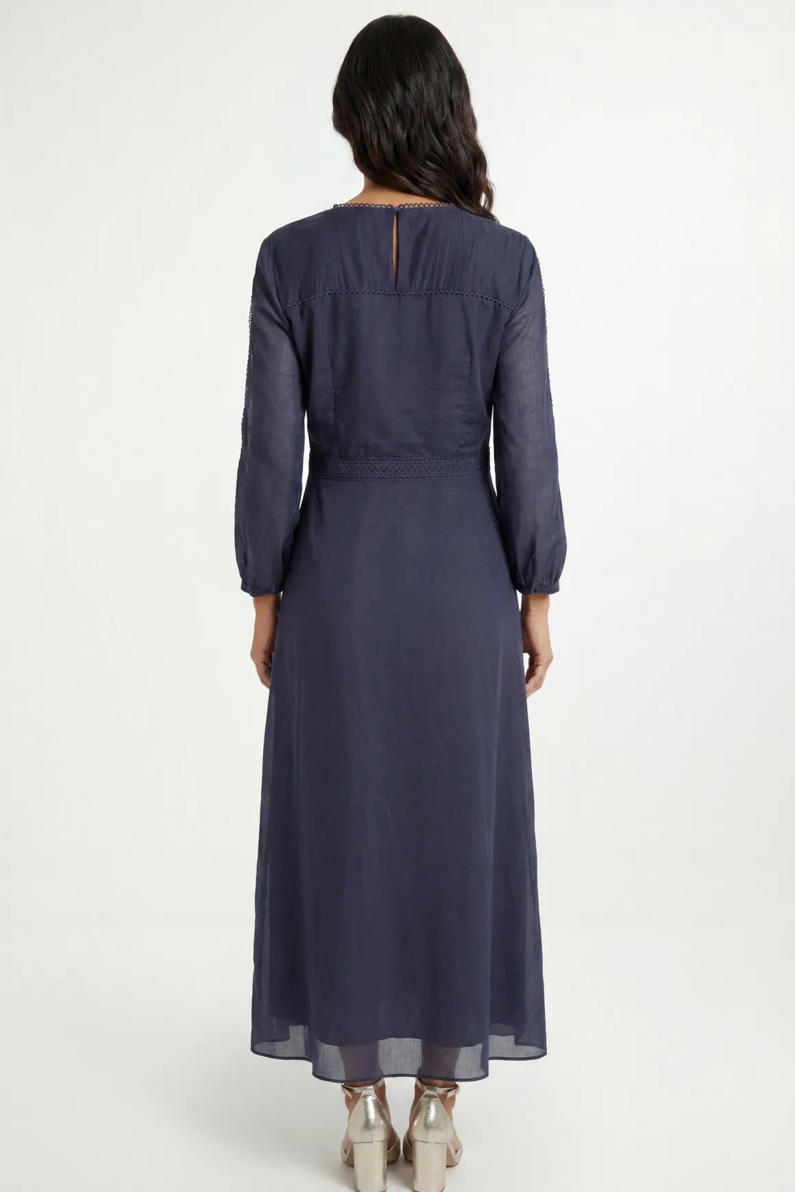 Robe Midi À Imprimé Floral Et Finitions En Dentelle
