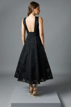 Robe Midi Jacquard à Décolleté Plongeant et Jupe Ample