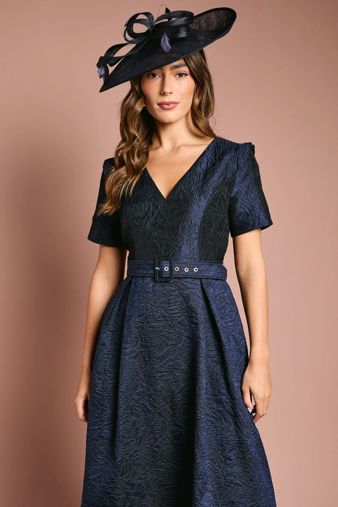 Robe Midi Jacquard à Manches Courtes Avec Ceinture