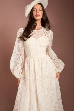 Robe Midi Lisa En Organza Brodé Avec Manches Tan