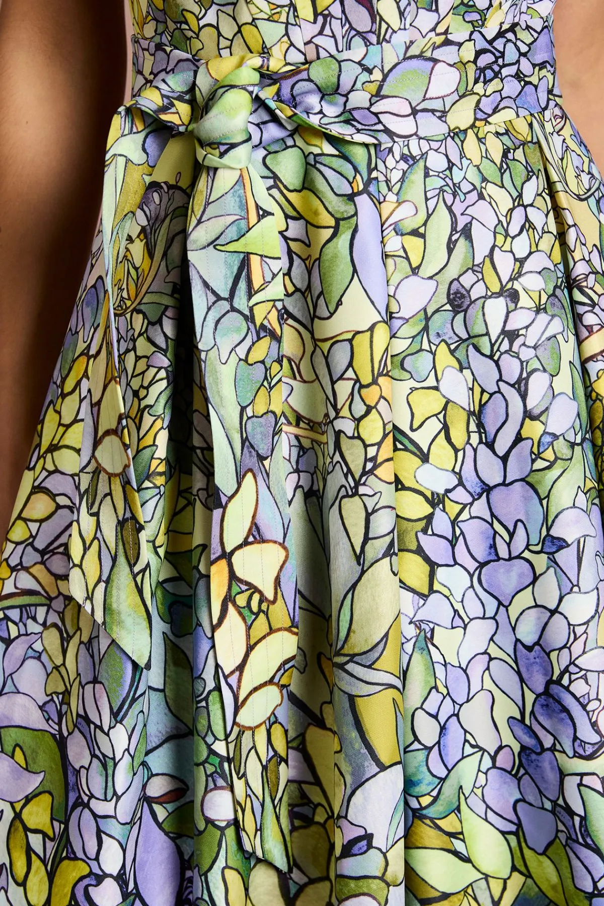 Coast Robe Midi Lisa À Jupe Ample Et Imprimé Floral Beige<Femme Robes|Robes Mi-Longues