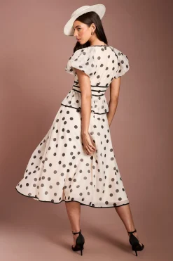 Robe Midi Lisa À Pois Beige Avec Manches Courtes Bouffantes