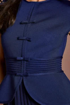 Robe Midi Lisa Tan À Corsage Bandage Jupe Plissée Et Détail Nœud