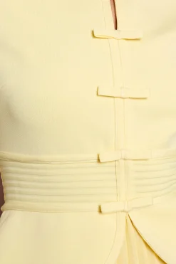 Robe Midi Lisa Tan À Corsage Bandage Jupe Plissée Et Détail Nœud