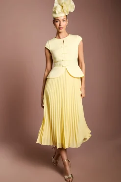 Robe Midi Lisa Tan À Corsage Bandage Jupe Plissée Et Détail Nœud