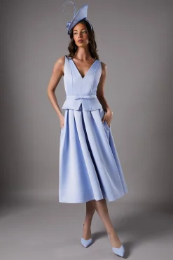 Robe Midi Lisa Tan en Satin Structuré à Basque Plissée