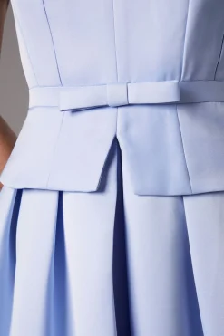 Robe Midi Lisa Tan en Satin Structuré à Basque Plissée