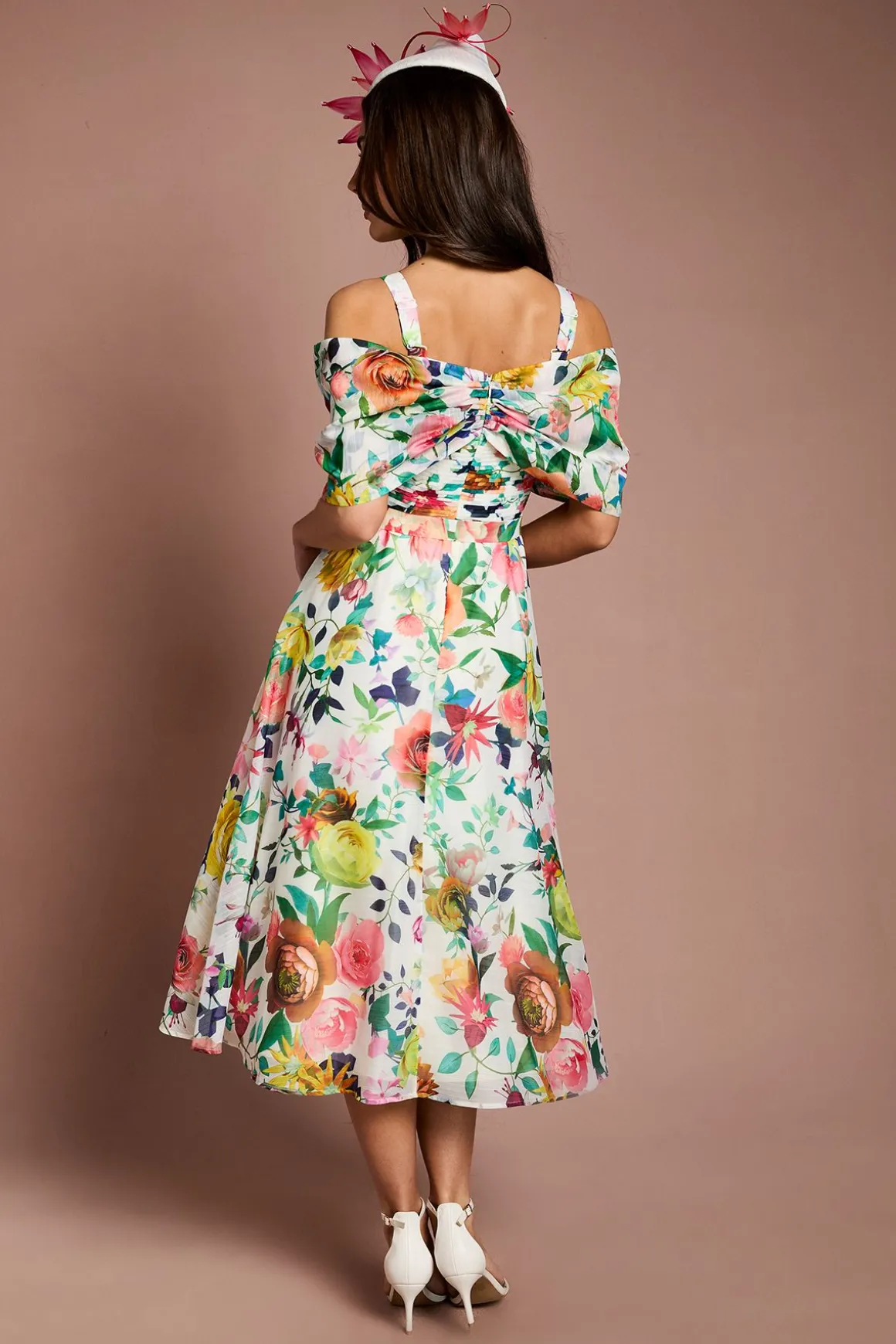 Robe Midi Lisa Tan À Jupe Ample Et Col Bardot