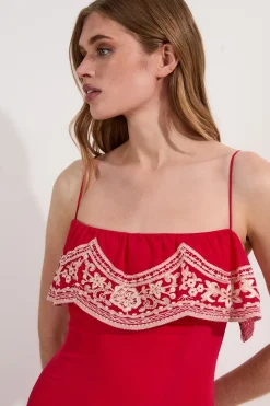 Robe midi longue à appliques brodées et fines bretelles