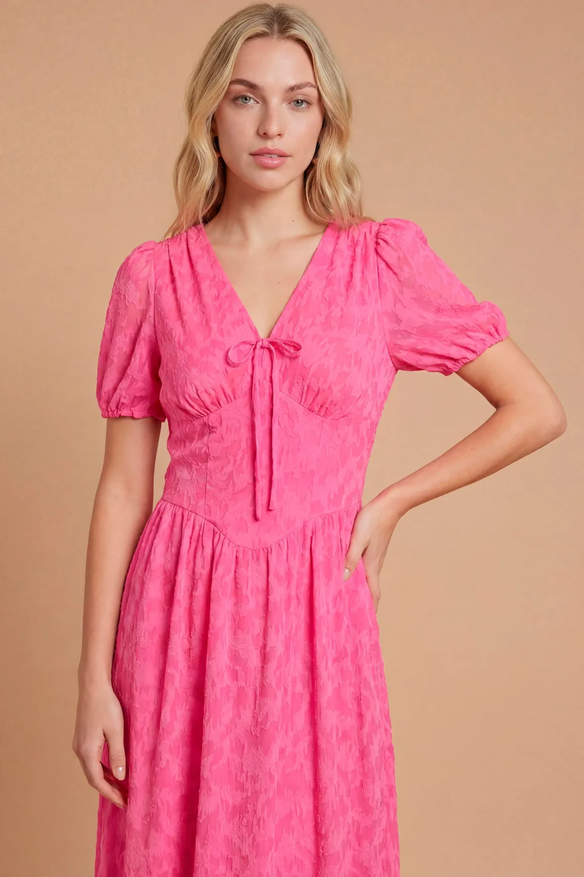 Robe Midi Luxe En Jacquard À Manches Bouffantes Dp