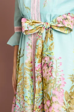 Robe Midi À Manches 3/4 Avec Imprimé Placé Et Finitions En Dentelle