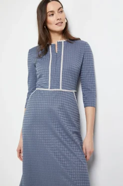 Robe Midi à Manches Longues avec Ceinture