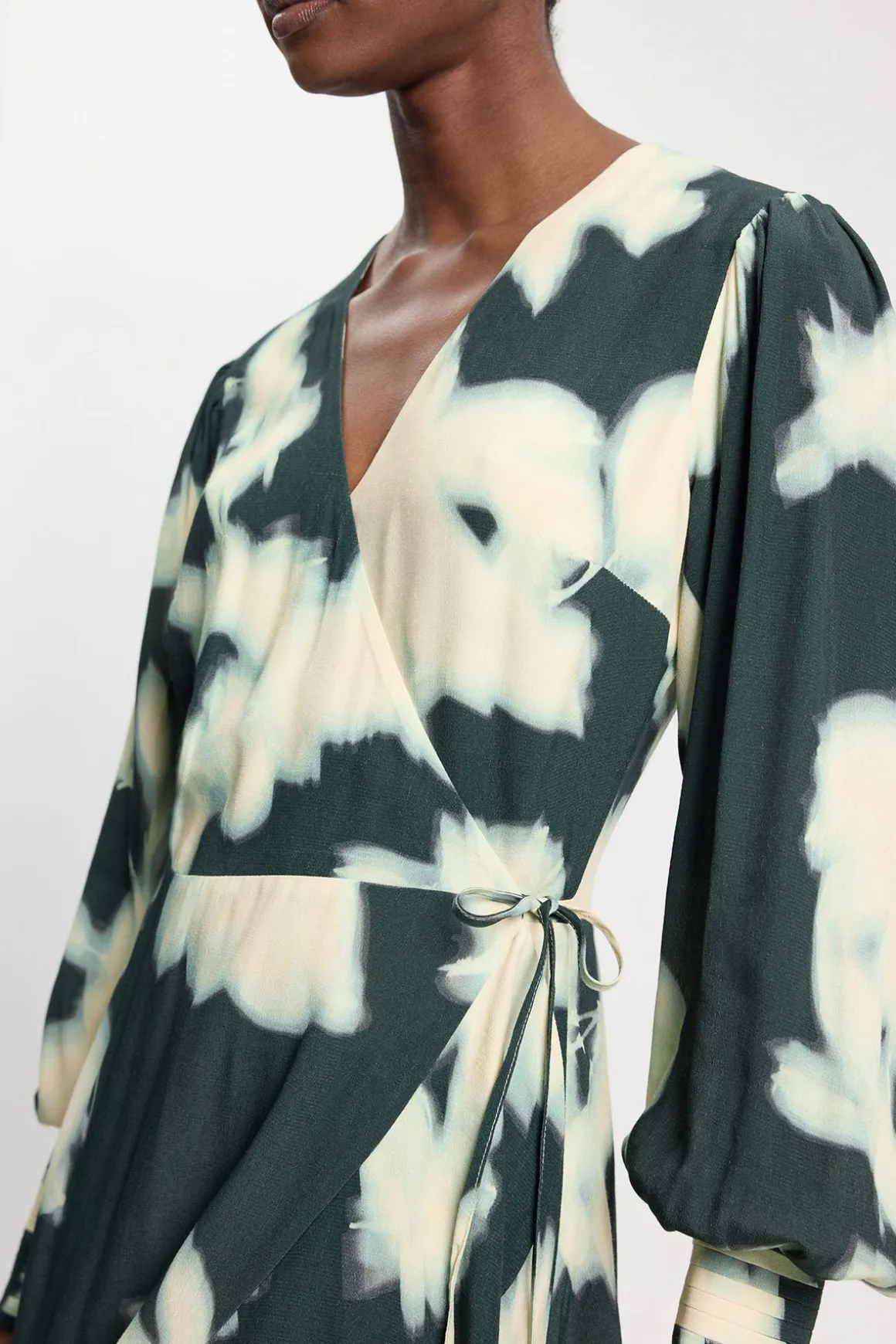 Robe Midi À Manches Longues En Crêpe De Viscose À Motif Floral
