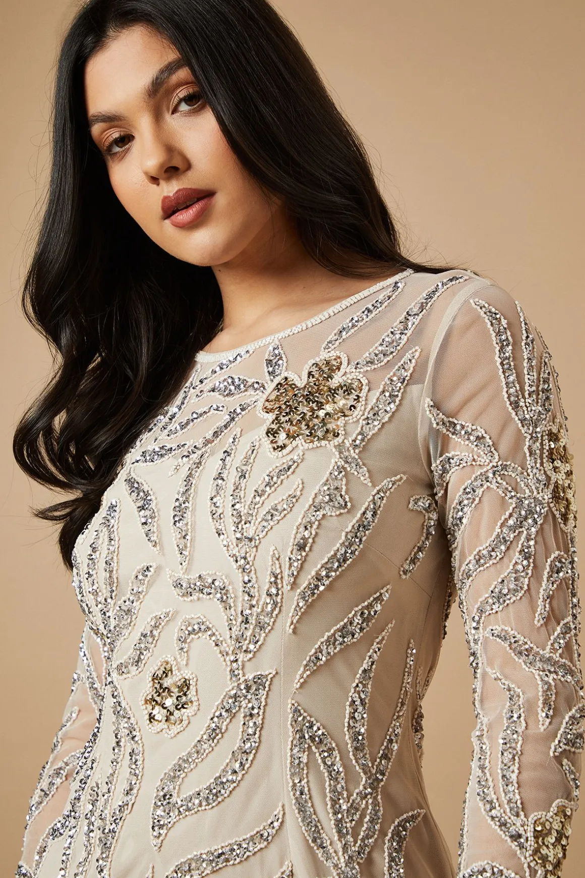 Robe Midi À Manches Longues Ornée À La Main
