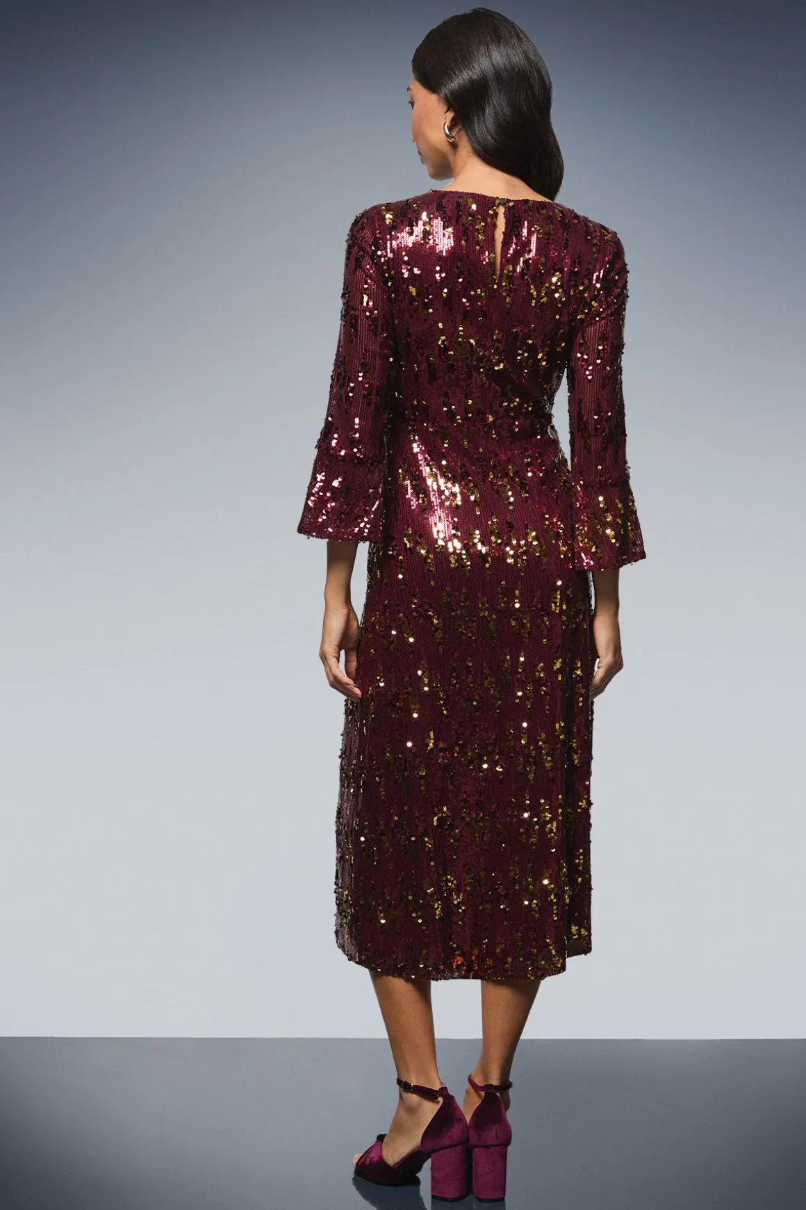 Robe Midi à Manches Évasées et Sequins