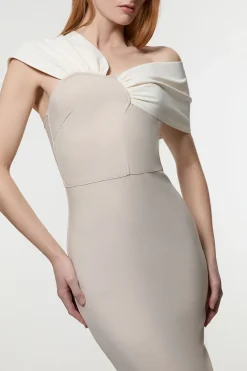 Robe Midi Moulante à Bandage avec Bretelle Asymétrique en Maille