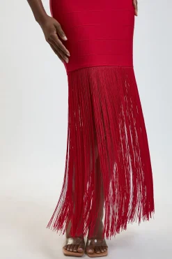 Robe Midi Moulante En Maille Bandage À Col Licou Avec Franges