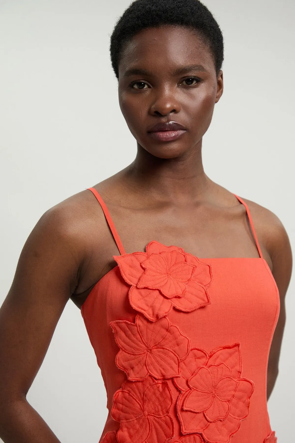 KarenMillen Robe Midi À Ourlet Bouffant Et Fleurs 3D En Coton Lin Petite<Femme Robes|Robes Mi-Longues
