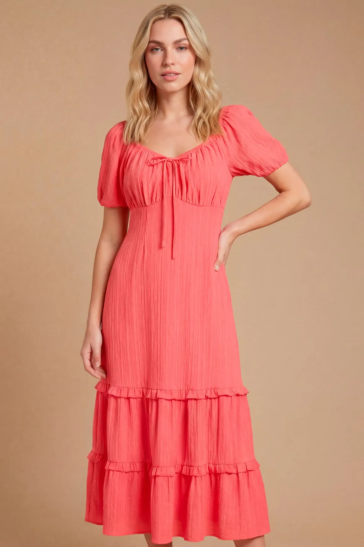 Robe Midi À Ourlet Étagé À Volants Et Décolleté Cœur