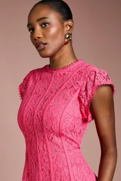 Robe Midi à Panneaux de Dentelle