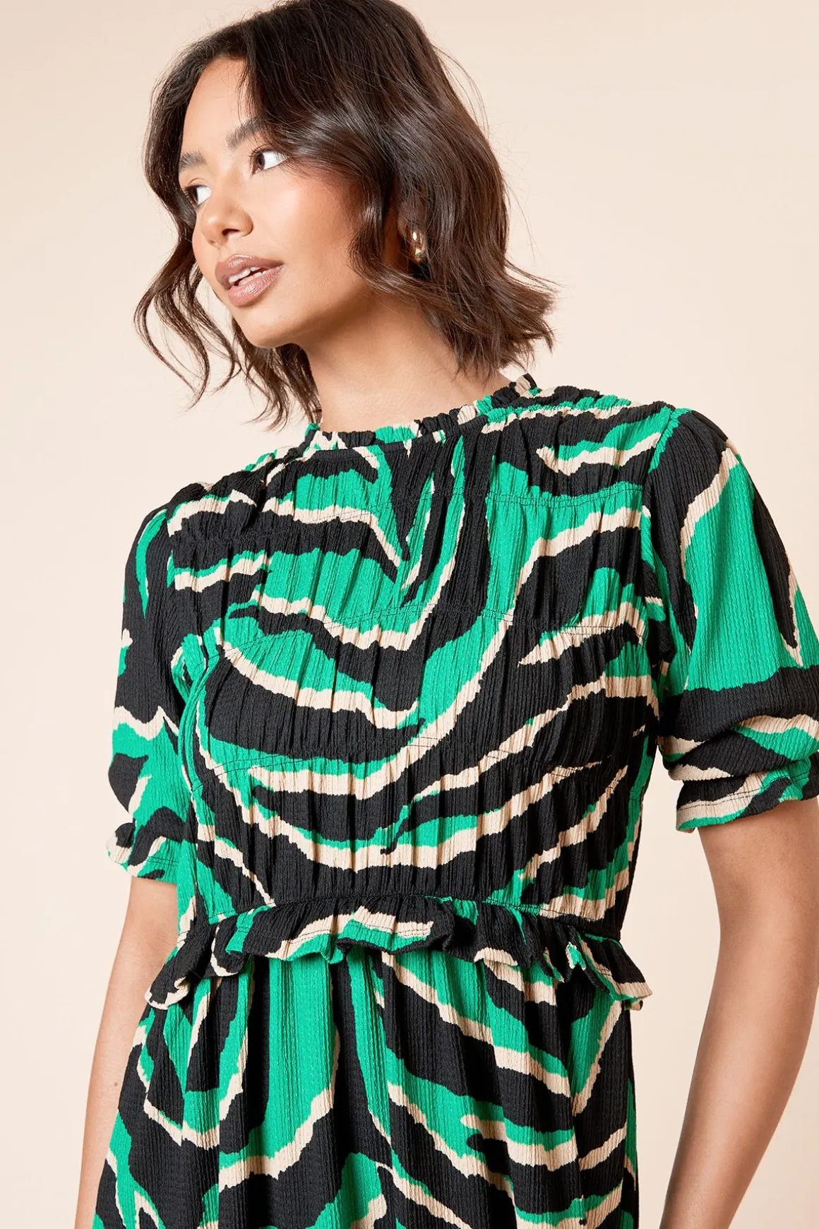 Robe Midi Peplum à Manches Bouffantes et Bustier Froncé Imprimé Zèbre