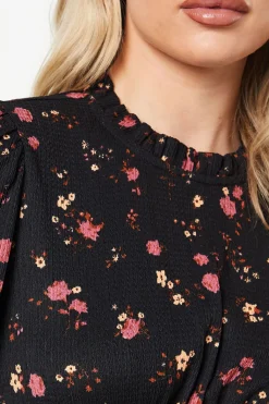 Robe Midi Petite Berry à Motif Fleuri et Volants aux Épaules